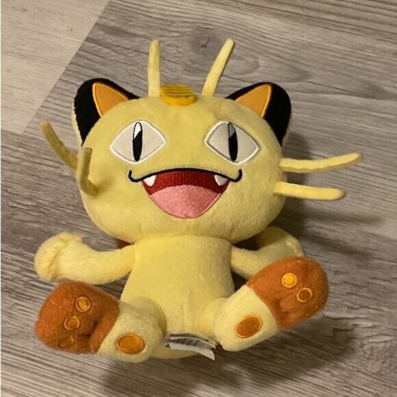 Pokemon Meowth Stuffed Animal Plush Tomy Nintendo - Picture 1 of 4